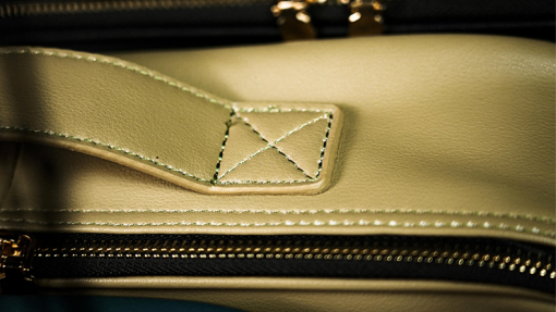 Luxury Genuine Leather Close-Up Bag (Olive) by TCC - immagine 2