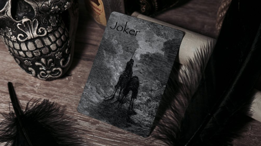 The Raven Black Dusk Playing Cards - immagine 3